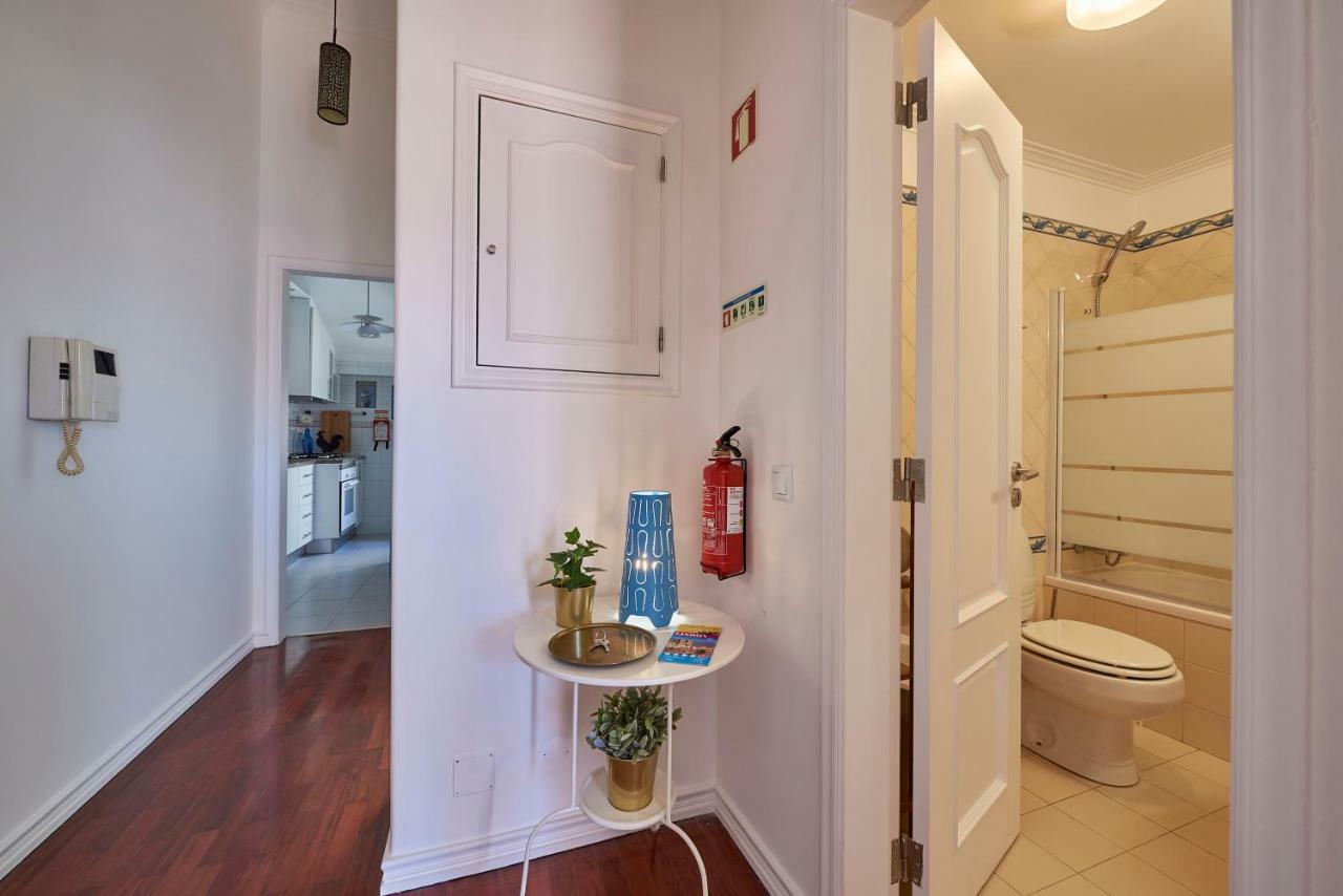 Cozy Apartment In Historic Center With Terrace Lisboa Exterior foto