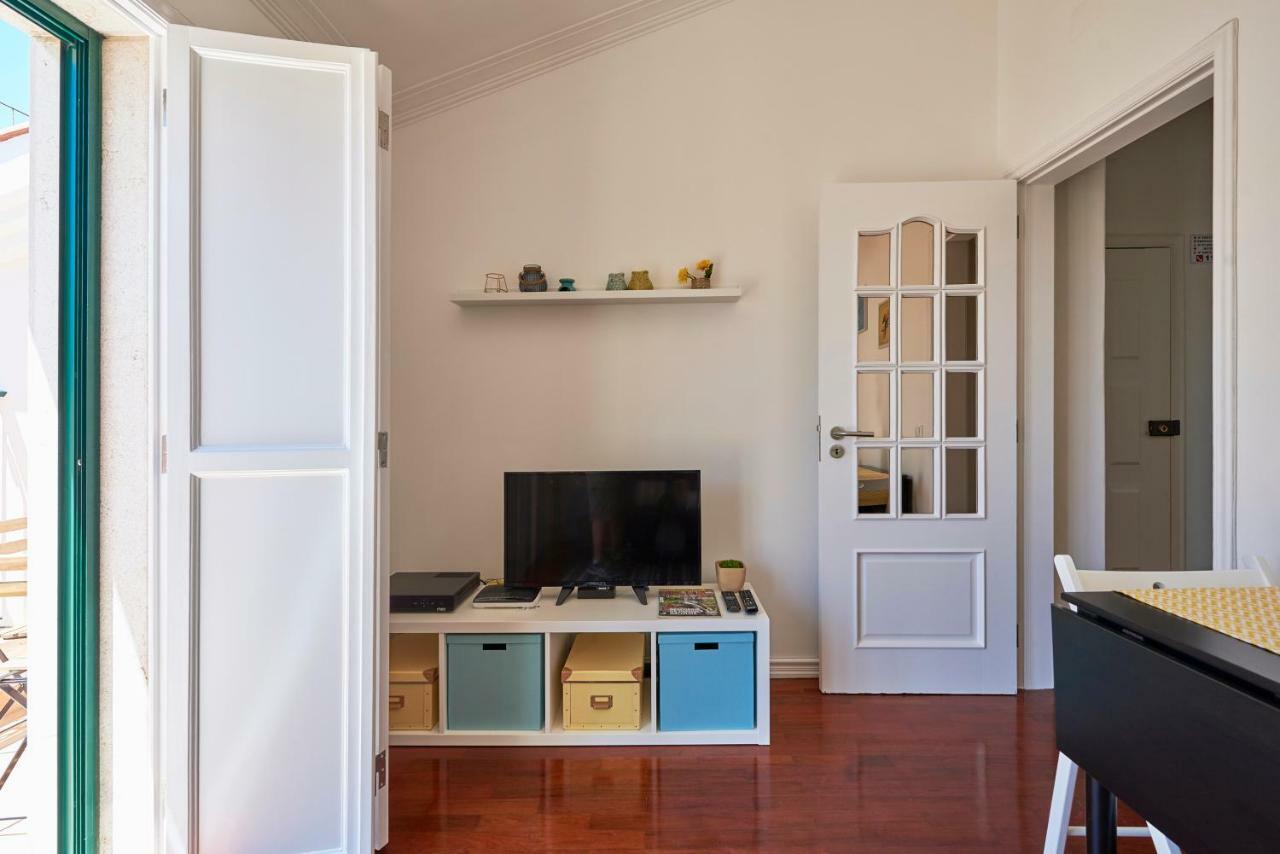 Cozy Apartment In Historic Center With Terrace Lisboa Exterior foto
